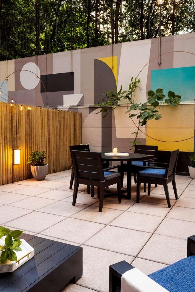 The Gardens Sonesta Es Suites Нью-Йорк Экстерьер фото
